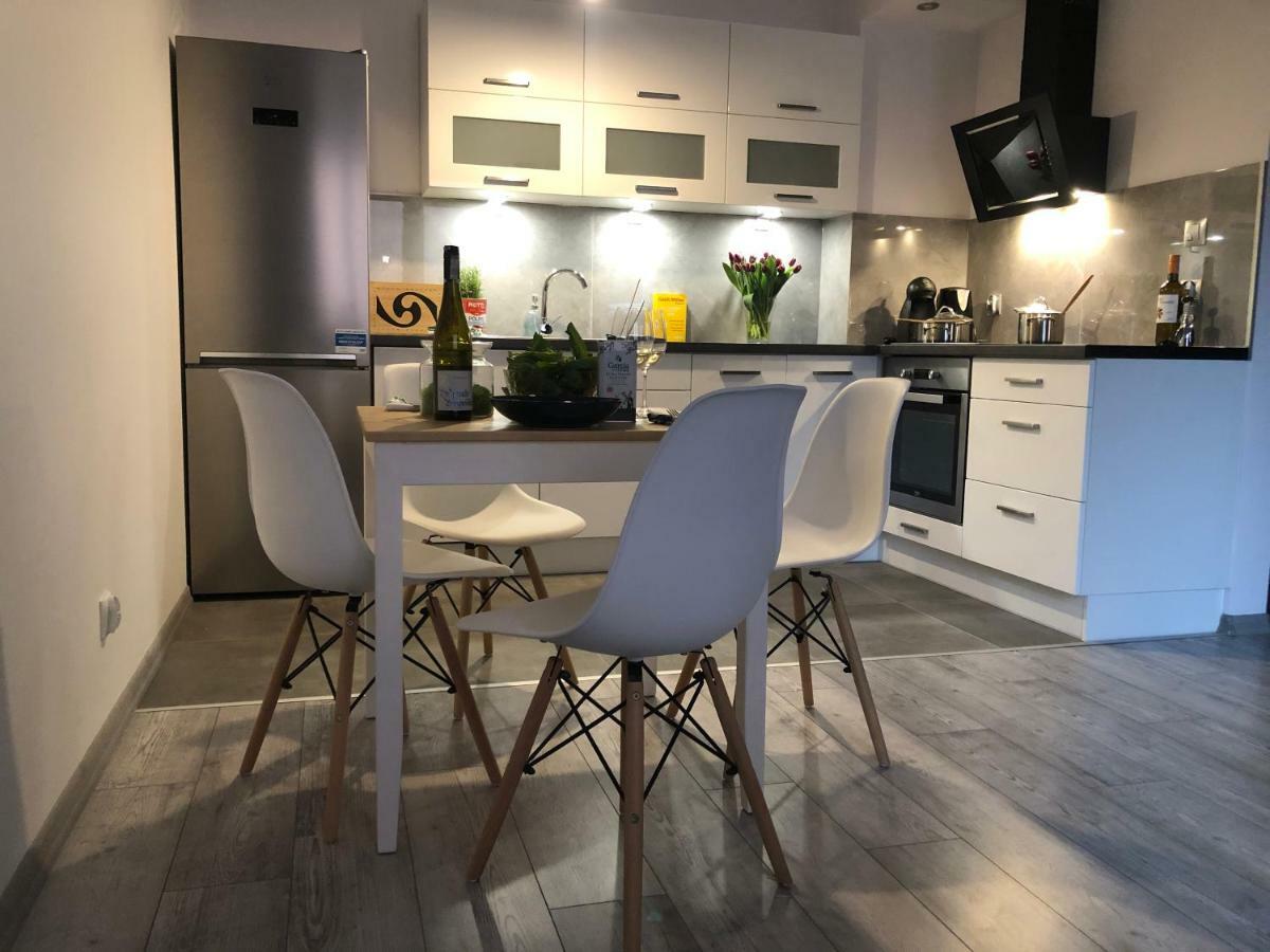 Apartament Joanny Bator Jelenia Góra Екстериор снимка