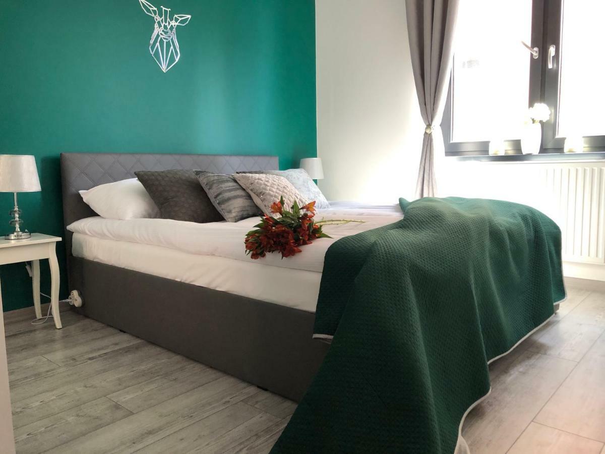 Apartament Joanny Bator Jelenia Góra Екстериор снимка